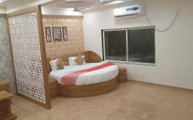 Hotel Legend Modasa